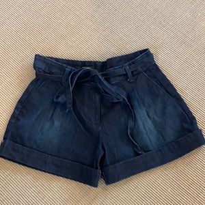 Fresh Ink Dark Denim Cuffed Shorts Size 32